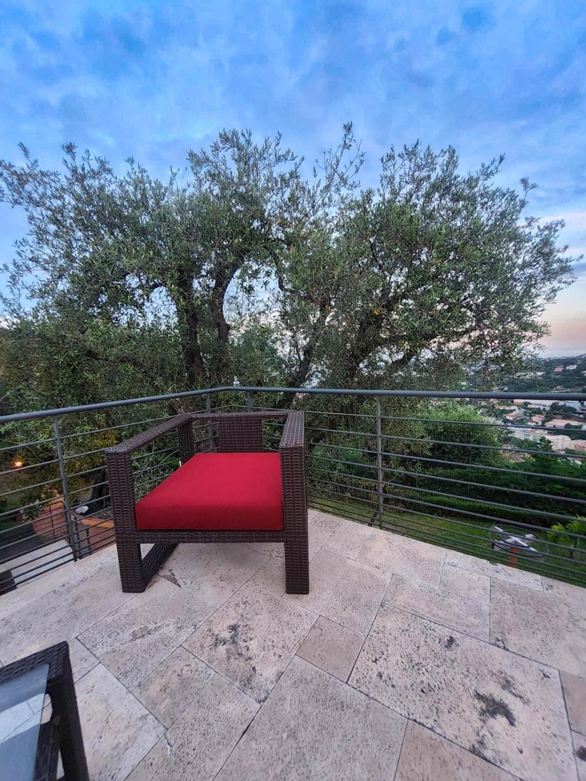 Apartment Royal Domain, Bnbrickeys Menton