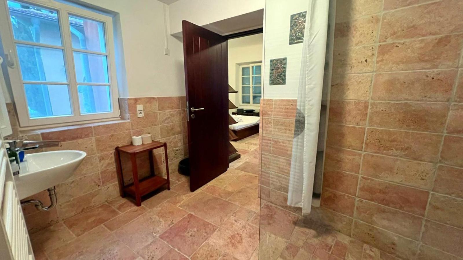 Royal Domain, Bnbrickeys Appartement *