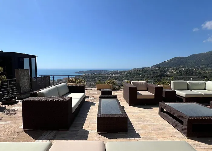 Villa Royal Domain, Bnbrickeys